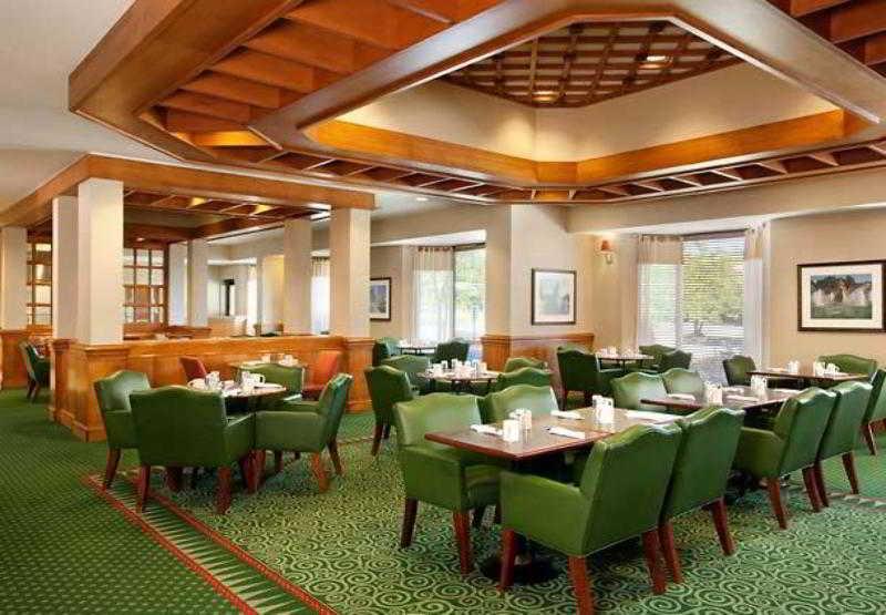 Courtyard Kansas City Overland Park / Convention Center Restaurant photo